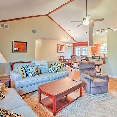 Spacious Kemah Clear Lake Home With Porch And Fire Pit Esterno foto