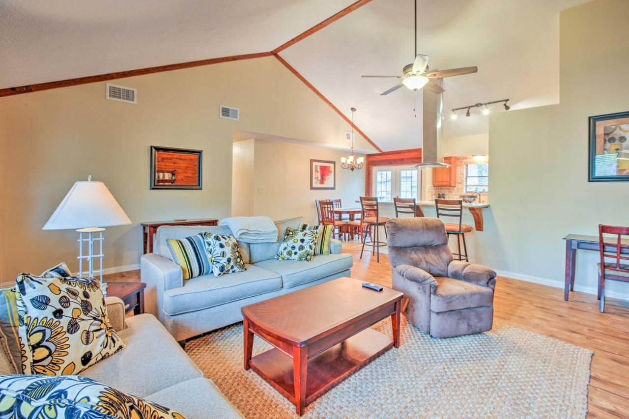 Spacious Kemah Clear Lake Home With Porch And Fire Pit Esterno foto