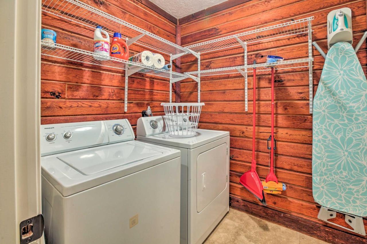 Spacious Kemah Clear Lake Home With Porch And Fire Pit Esterno foto